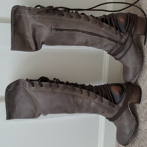 Freebird Coal Boots -Stone - Picture 13 of 15